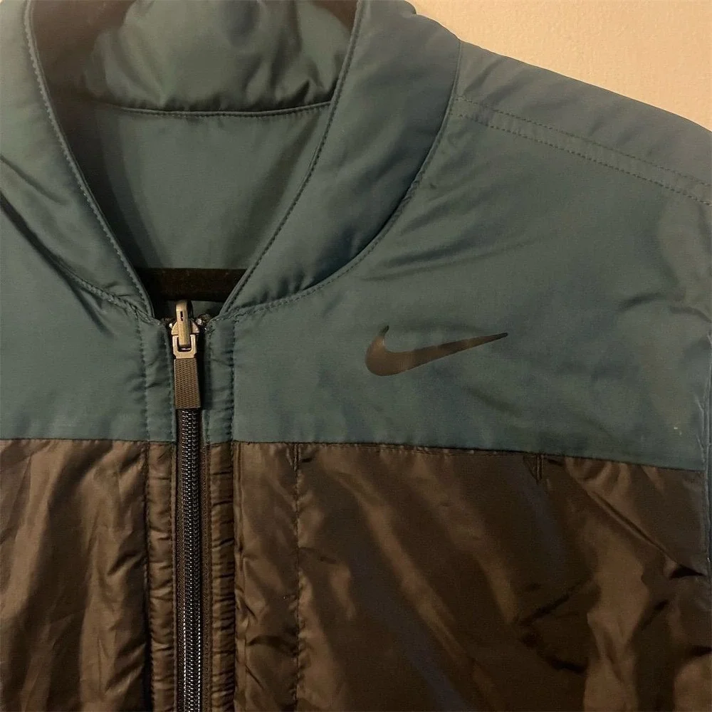 Nike Men's Full Zip  Reversible Windbreaker Puffer‎ Vest Size XL